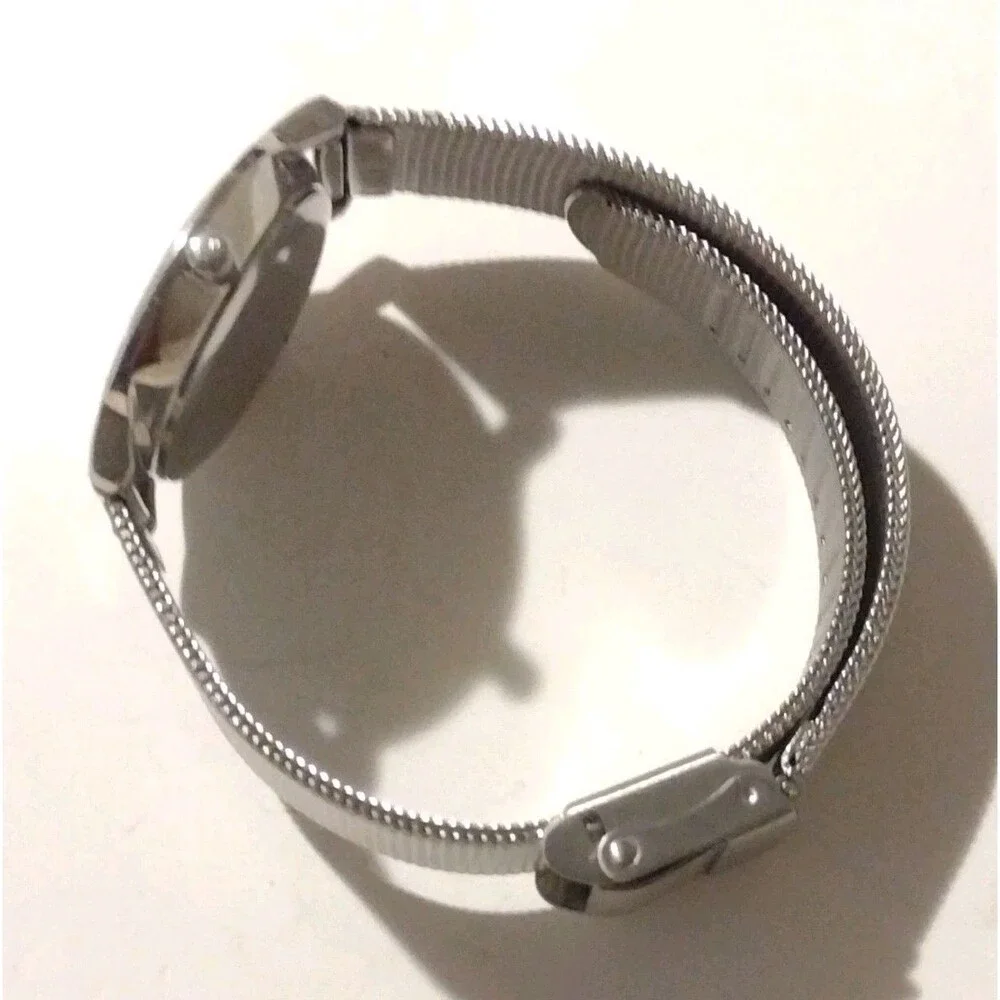 Skagen Denmark Womens Silver Mesh Band Crystal Bezel Quartz Watch 804SSS 28mm